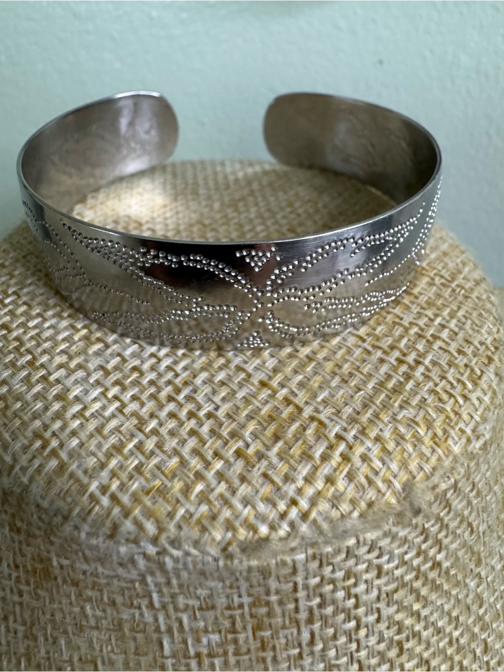 4/$20 Silver Tone Dot Floral Engraved Open Cuff Bracelet size 7